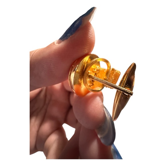 Gorgeous Red Crystal Gold Mesh Cufflinks (EUC) - Picture 6 of 10